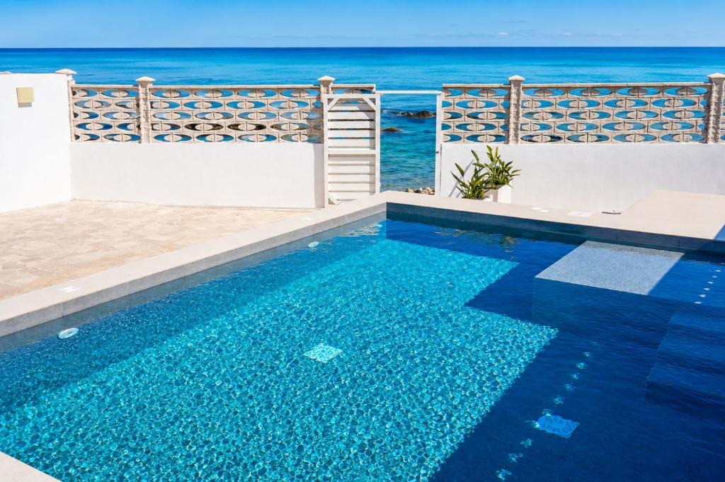 Mola di Bari House | Dominus Luxury Apartment Beach
