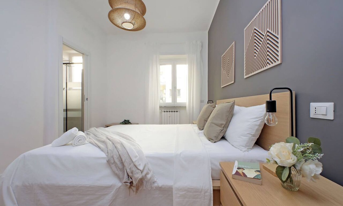 Prenestino-Labicano Apartment | Domus Parisi by Domus & Dimore