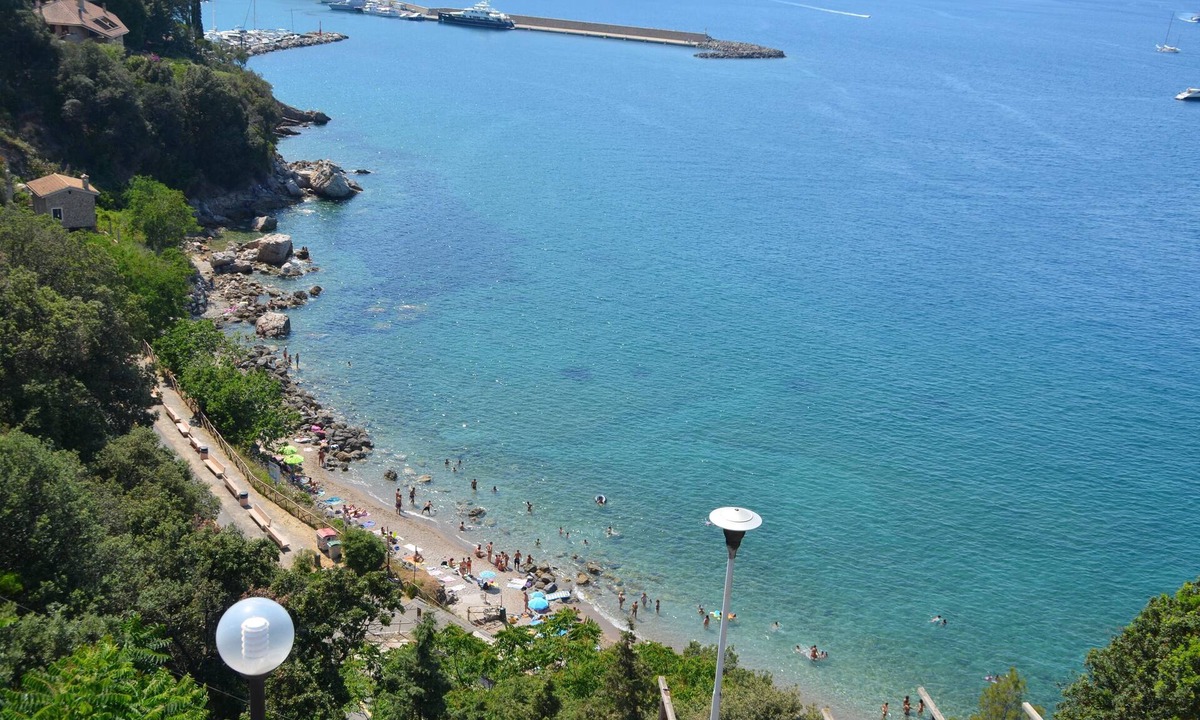 Porto Santo Stefano House | Dream vacation in Porto Santo Stefano. Wonderful holiday home with sea views