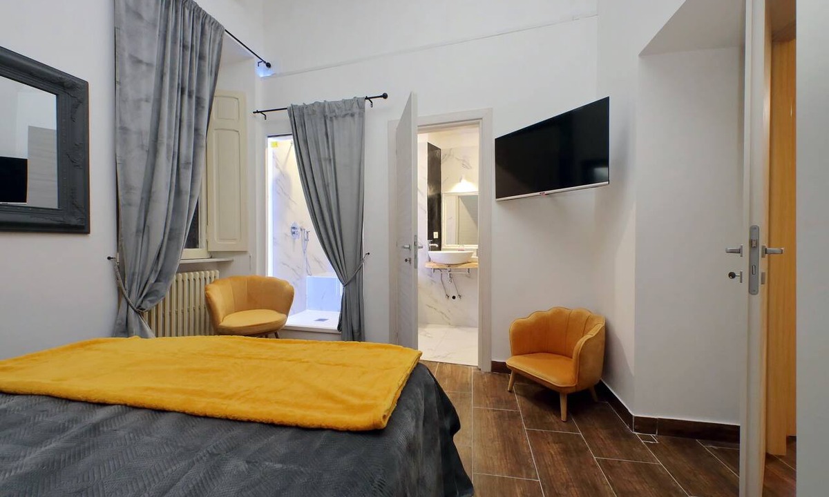 Rione XIV Borgo Apartment | Elegant and new 3 bedrooms apt near S. Peter!