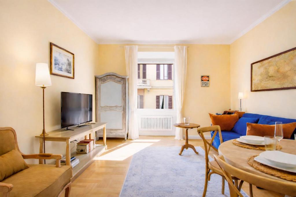 Sallustiano Apartment | Elegantis Milos Suite Apartment - Your Chic Retreat in Central Rome