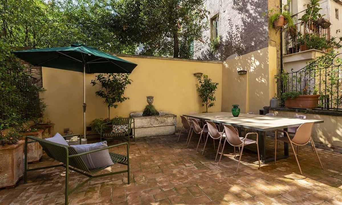 Rome City Centre Apartment | Experience Collection by ROMAC Margana Palace w/terrace & wellness