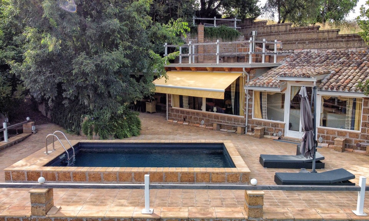 Civitella d'Agliano House | Experience Nature with your dogs.