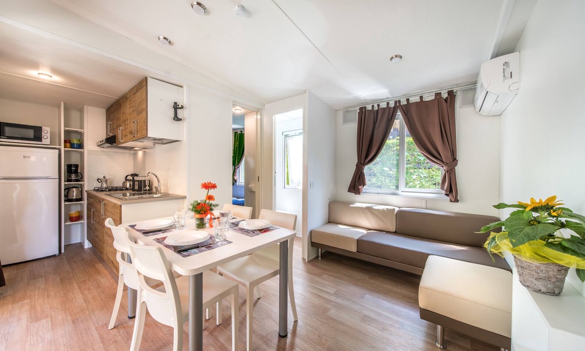 Zona XXXIII Acilia Sud RV Rental | Fabulous Village