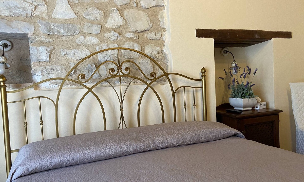 Precetto Other | Farmhouse Palazzo Del Papa Girasole