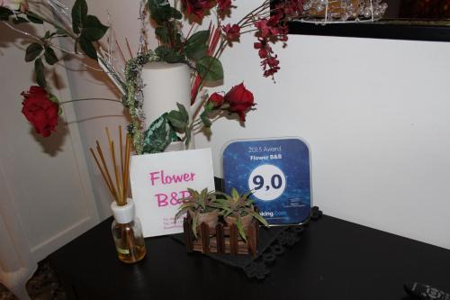 Trani House | Flower