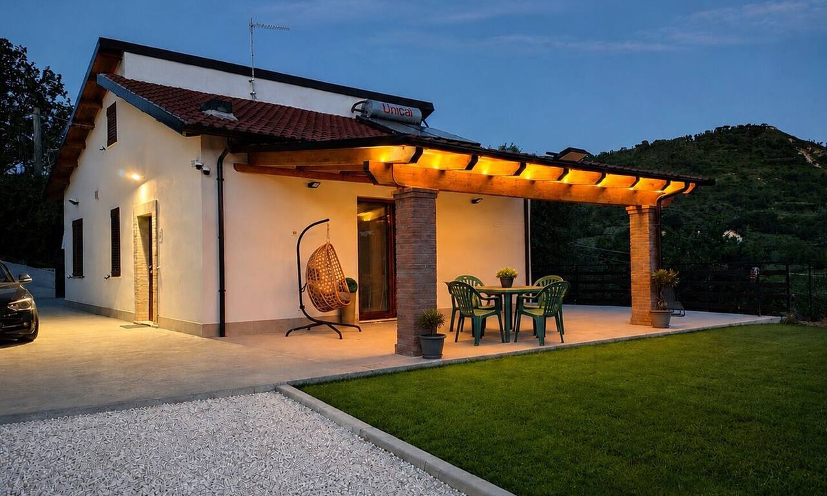 Chieti House | FRANK'S COTTAGE - COUNTRY HOUSE: ENTIRE VILLA FOR EXCLUSIVE USE