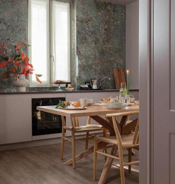 EUR Apartment | Garden Suites