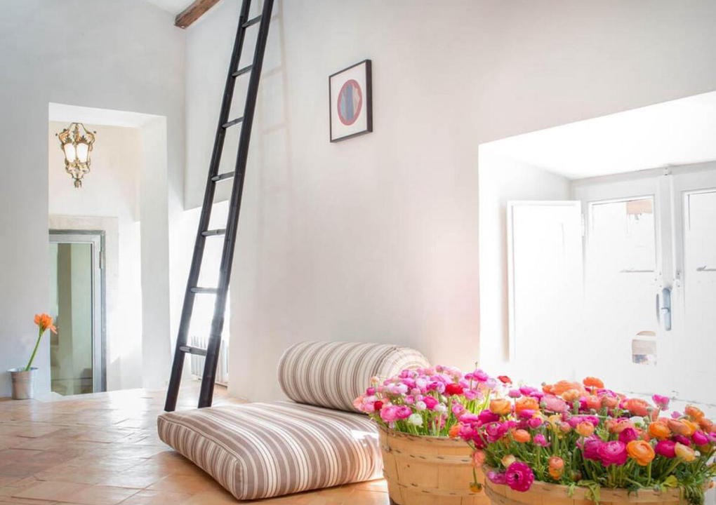 Roman Ghetto Apartment | Ghetto Luxury Design Apartment