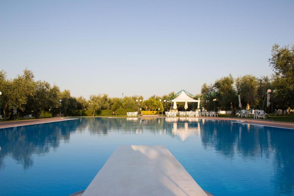 Trinitapoli Hotel | Giardino Degli Ulivi Resort Masseria