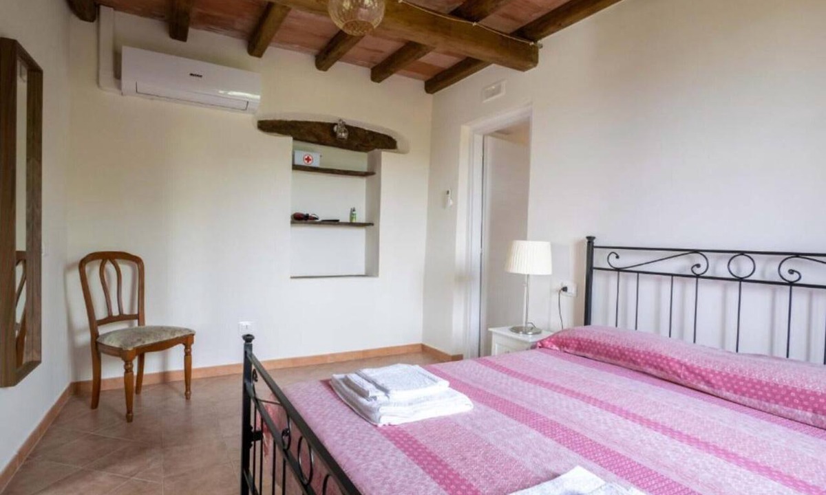 Torchiara Apartment | Giardino Siniscalchi – Apartment 1 with Wi-Fi and Air Conditioning