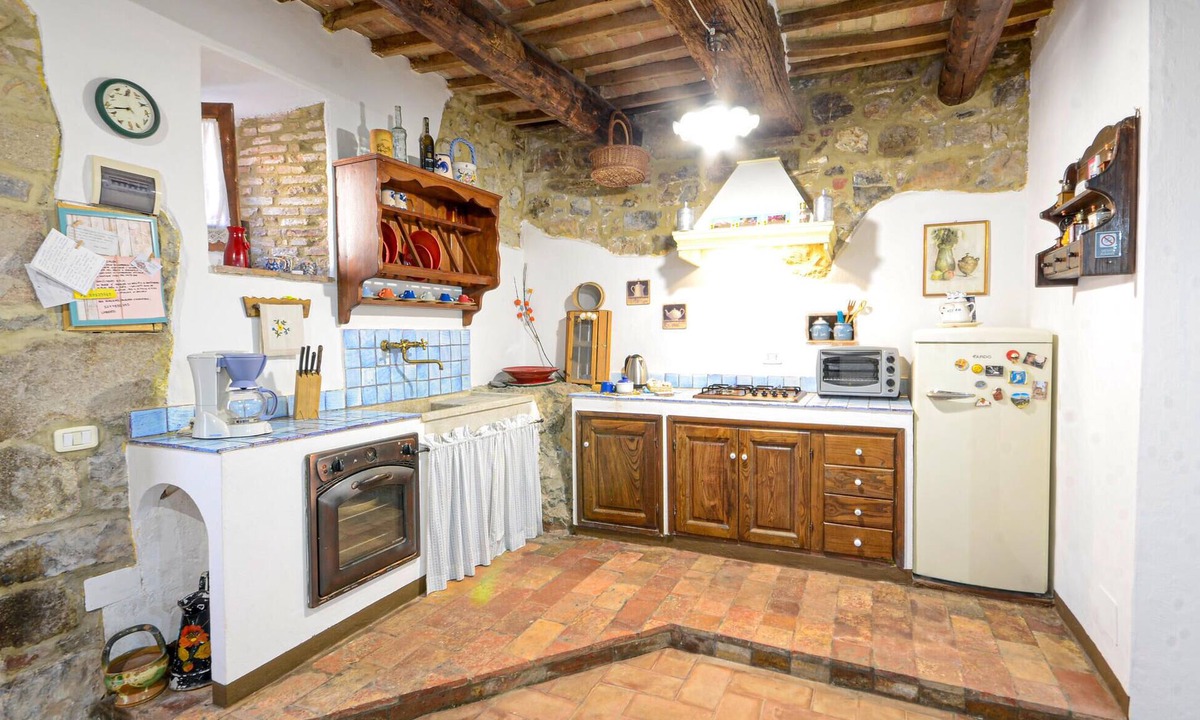 Montemassi Apartment | Gorgeous apartment in Roccastrada with house a panoramic view