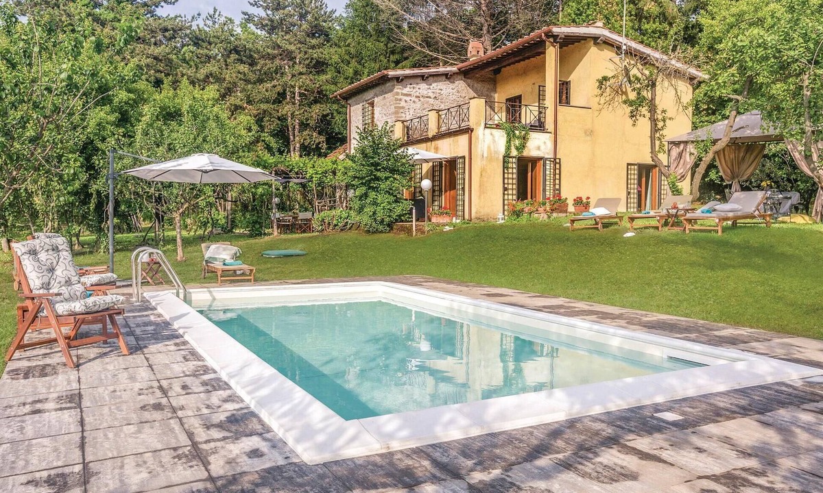 Rocca di Papa House | Gorgeous home in Rocca di Papa -RM-