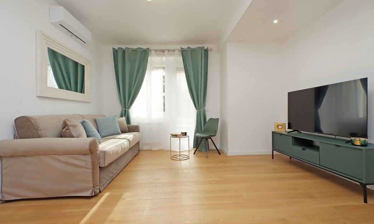Quartiere XIII Aurelio Apartment | Graceful Apartment near St.Peter - METRO at mt 100