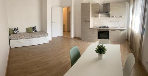 Isola Sacra Apartment | Green house 2
