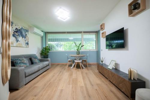 Zona XXIV Fonte Ostiense Apartment | Green House Eur - Rome - Modern apartment