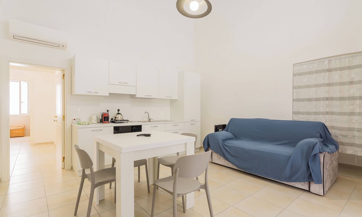 Mottola Apartment | GROUND FLOOR APARTMENT 30 MT FROM THE CENTER