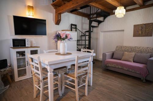 Sutri Apartment | Guest House Little Flower