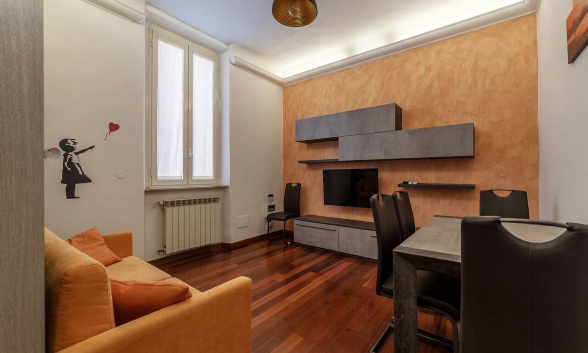 Rione XVIII Castro Pretorio Apartment | GuestHost - Comfortable apartment located on the second floor, of four in total, of a building without lift.In 40 m2 of space it accommodates four people with a double bedroom on the mezzanine and a foldaway double bed in the living room.It is located 70