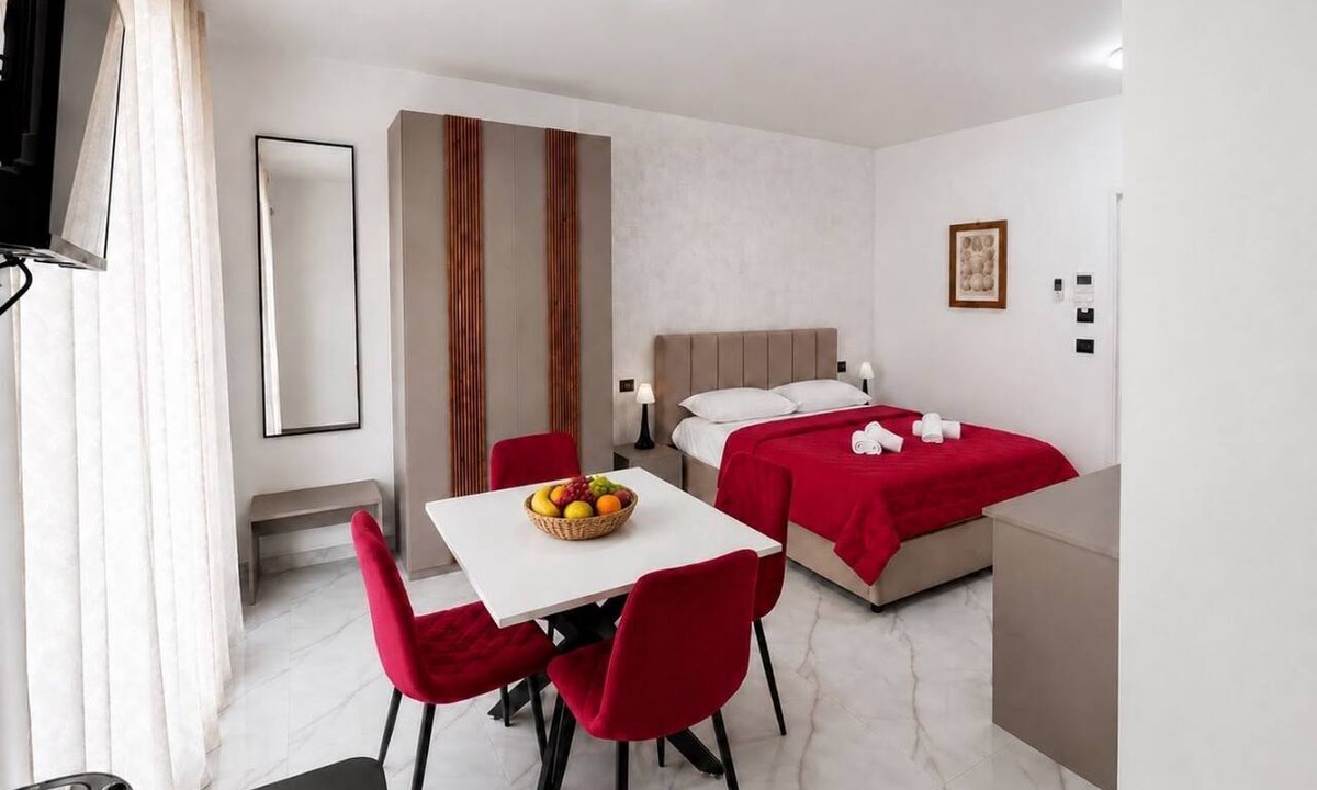 Trani Apartment | GuestHost - Perla Nera Apartment 5 near the sea