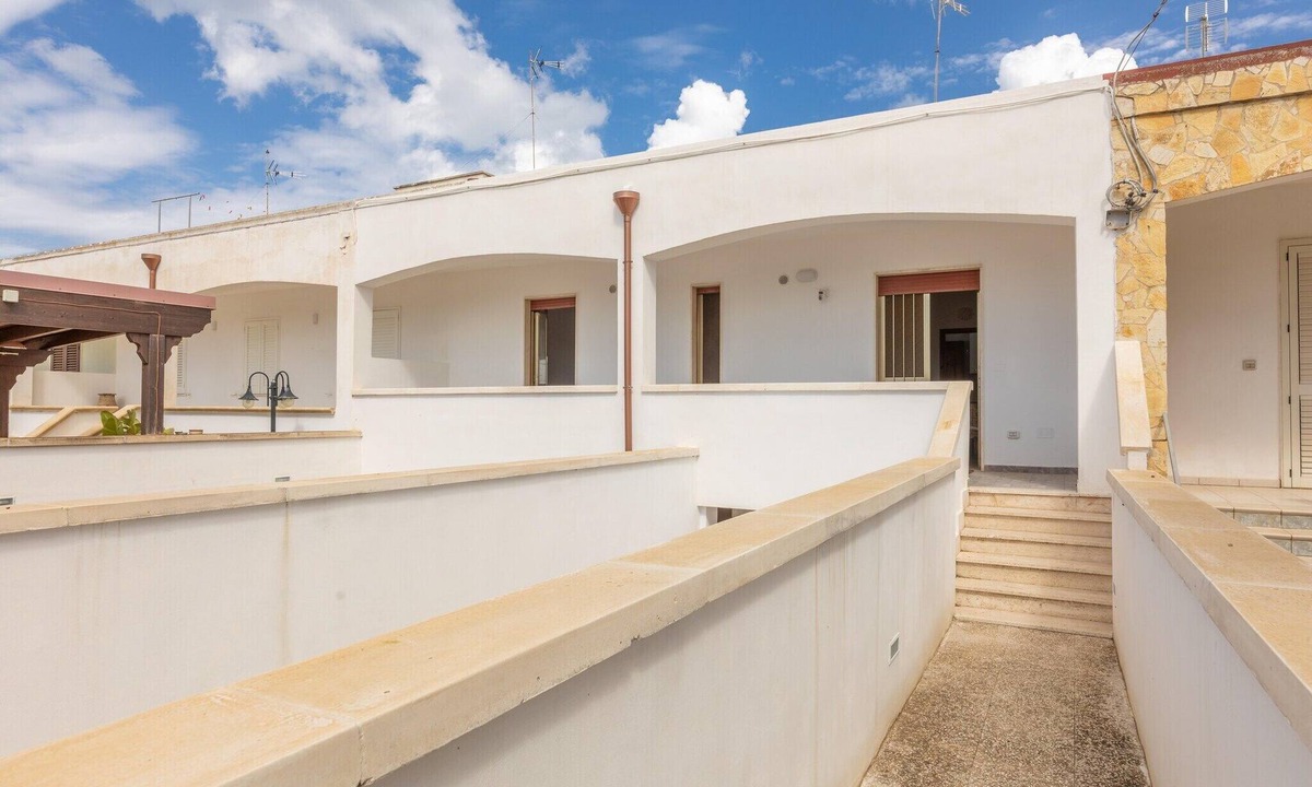 Marina di Mancaversa House | Holiday Home in Marina di Mancaversa