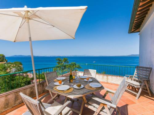 Porto Santo Stefano House | Holiday Home Il Sorriso by Interhome