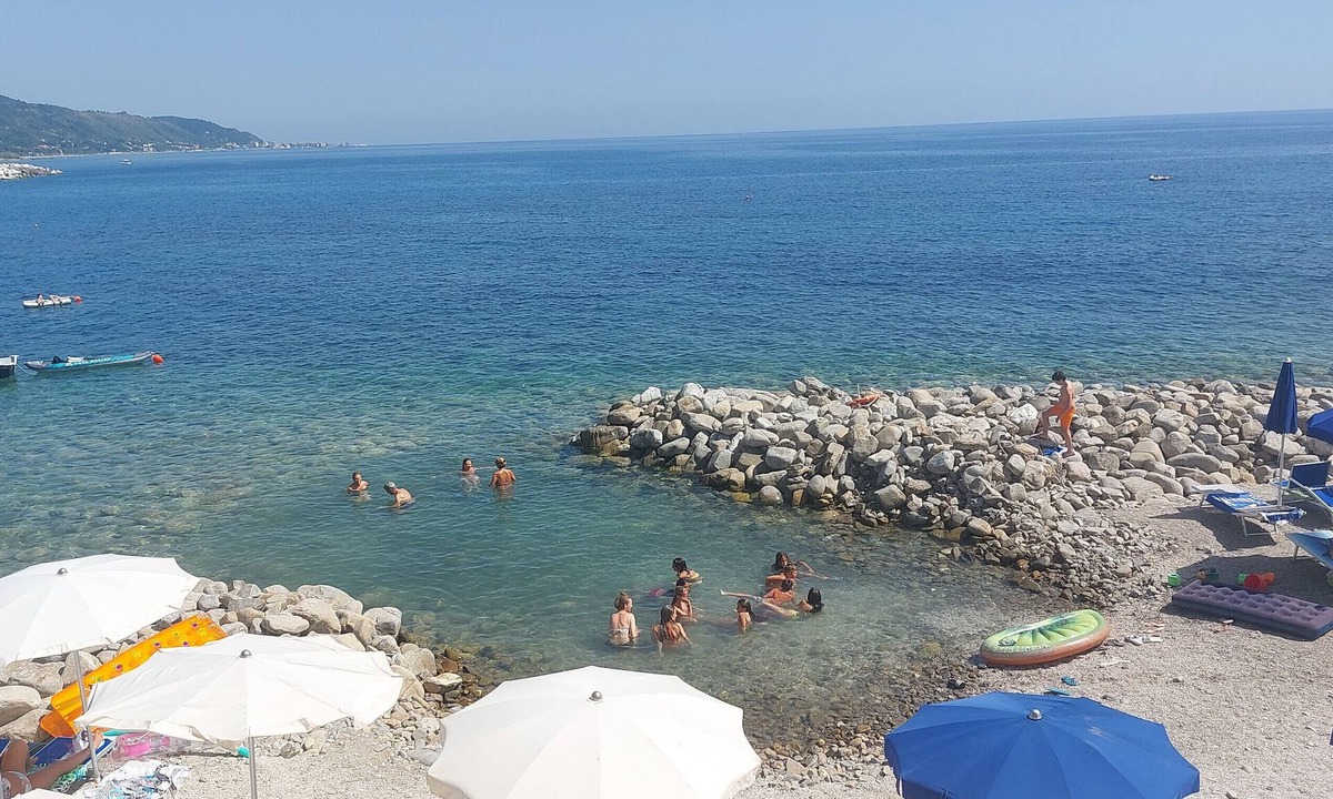 Montecorice House | Holiday Home 'Casa Sul Mare Cilento' with Sea View, Private Terrace and Balcony