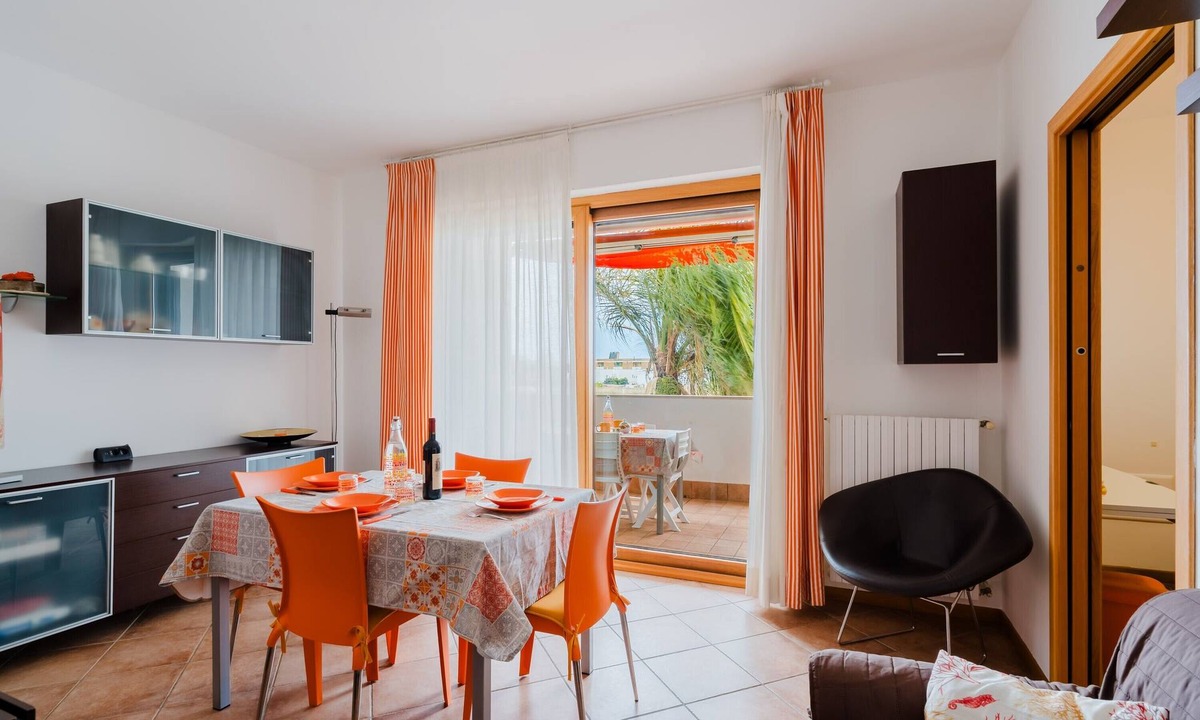 Scala di Furno House | Holiday Home 'Stella Maris' with Sea View, Balcony and Air Conditioning