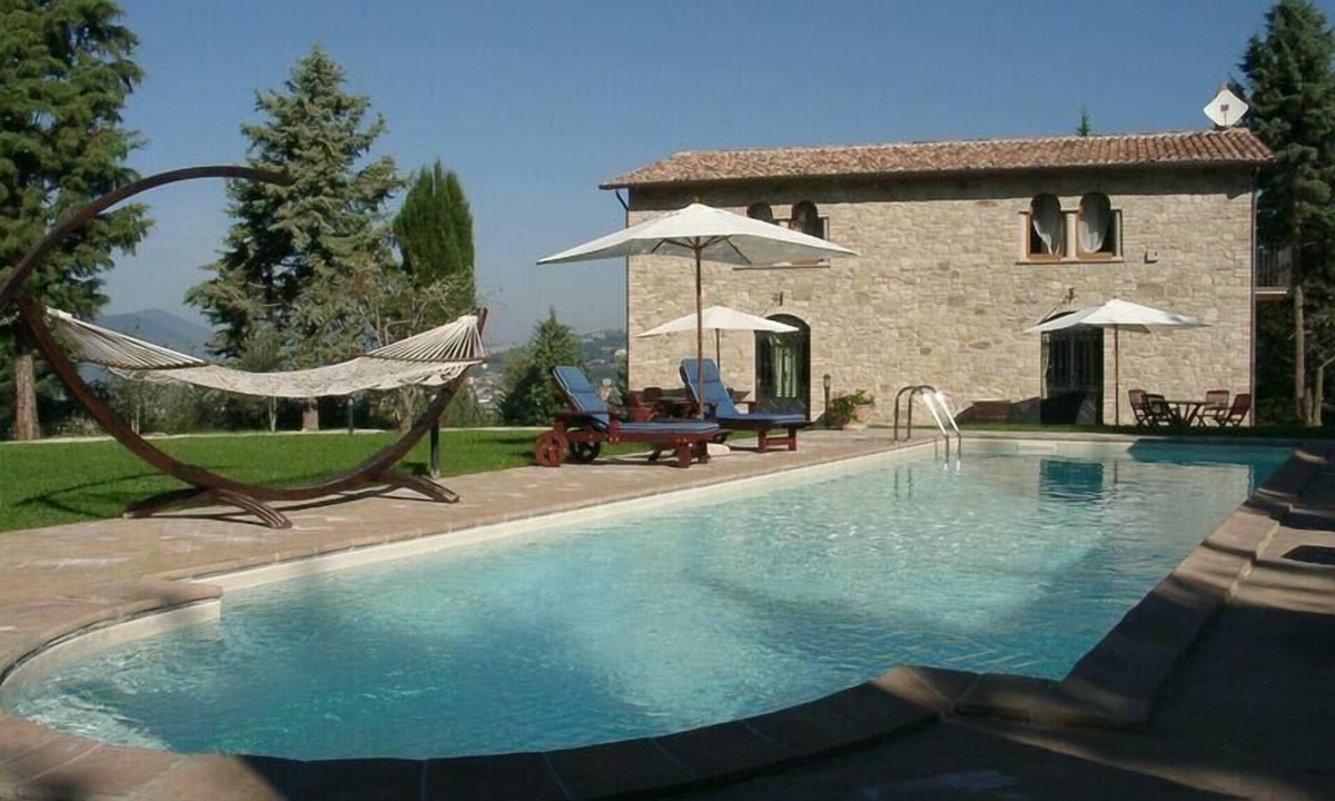 Ramazzano House | Holiday house Oscano for 1 - 18 persons with 5 bedrooms - Holiday home