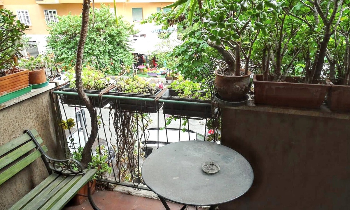 Quartiere XVII Trieste Apartment | Homerez - Apt 5 km from Colosseum