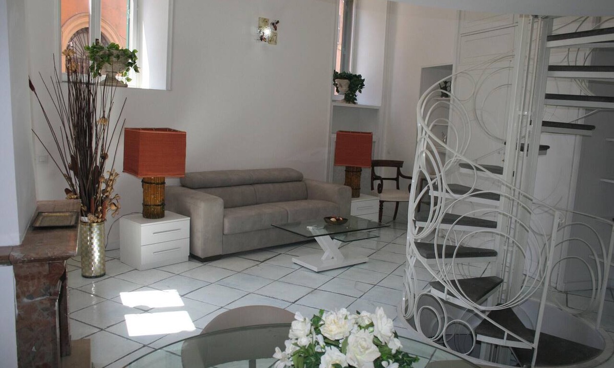 Ripa Apartment | Homerez - Central Rome Apartment