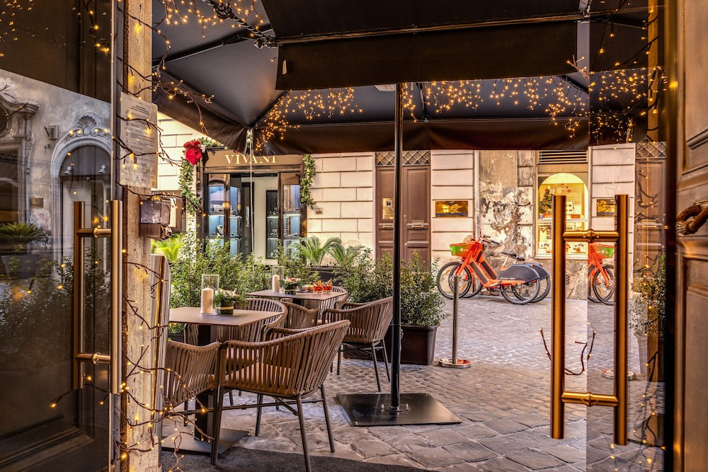 Rione III Colonna Hotel | Hotel 55 Fiftyfive - Maison d'Art Collection