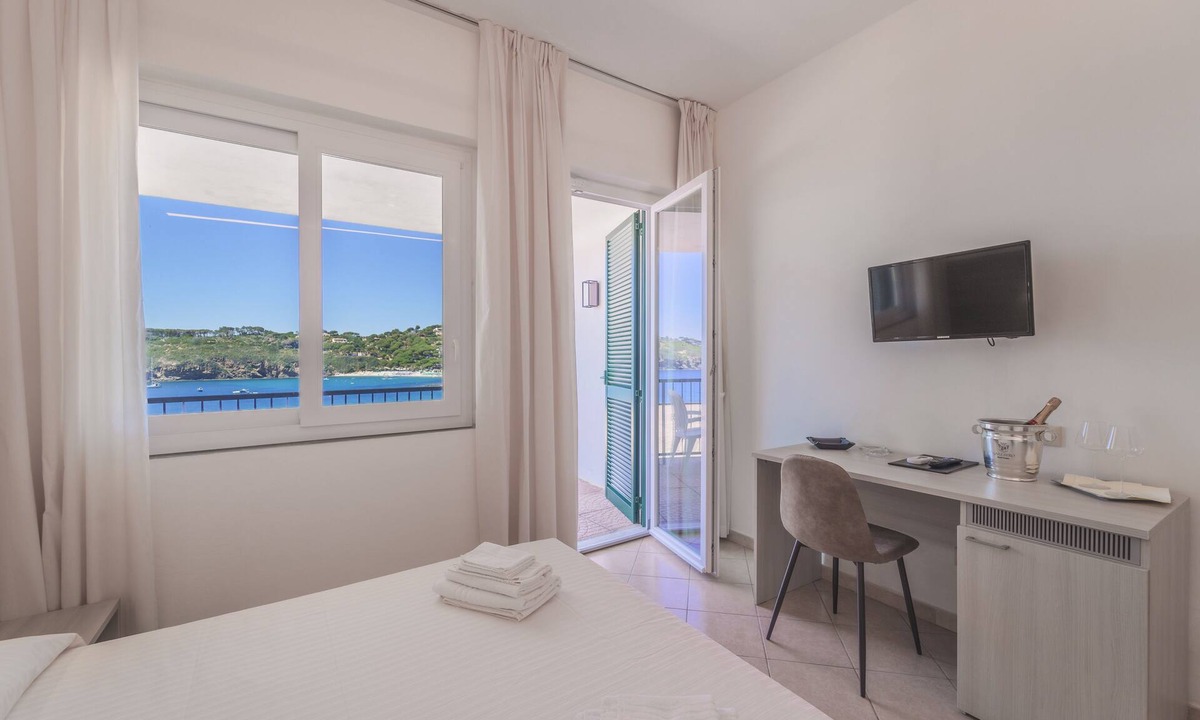 Capoliveri Hotel | Hotel Dino