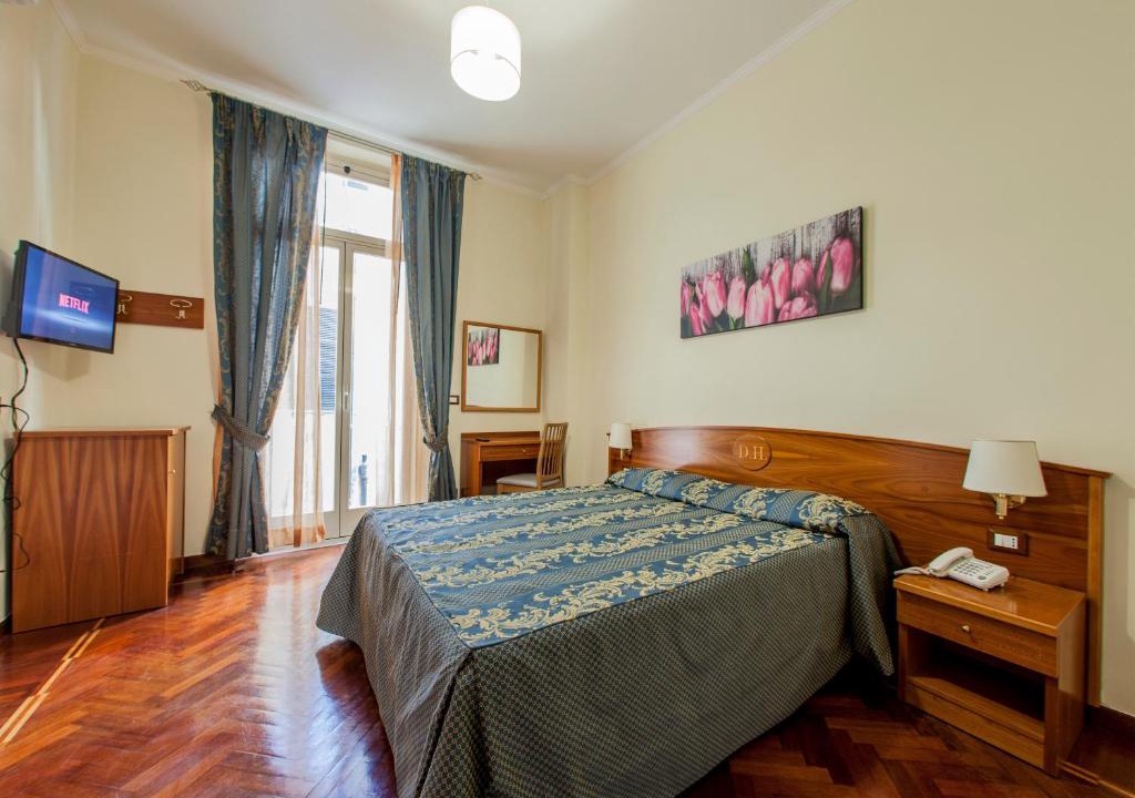 Rione XVIII Castro Pretorio Hotel | Hotel Domus Praetoria