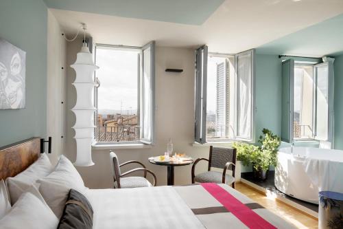 Old Town Hotel | Hotel Priori Secret Garden