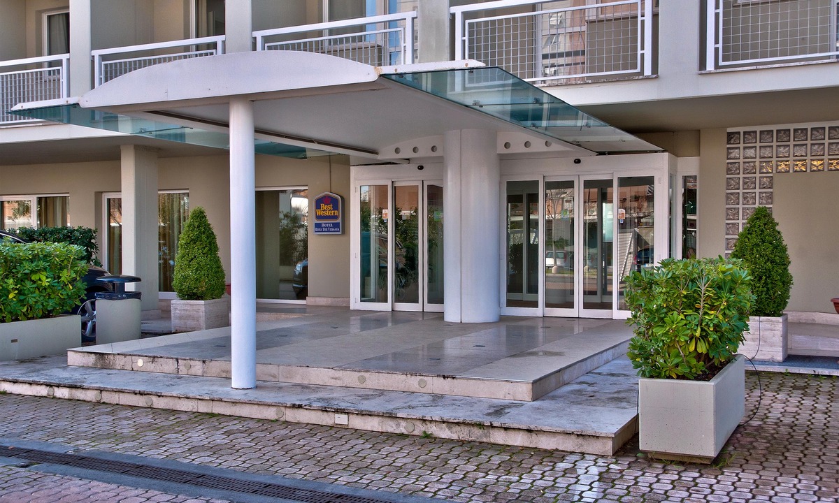 Torre Angela Hotel | Hotel Roma Tor Vergata