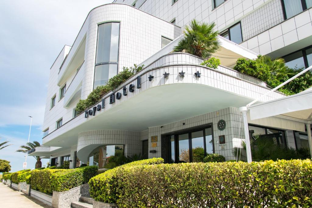 Lido di Fermo Hotel | Hotel Royal