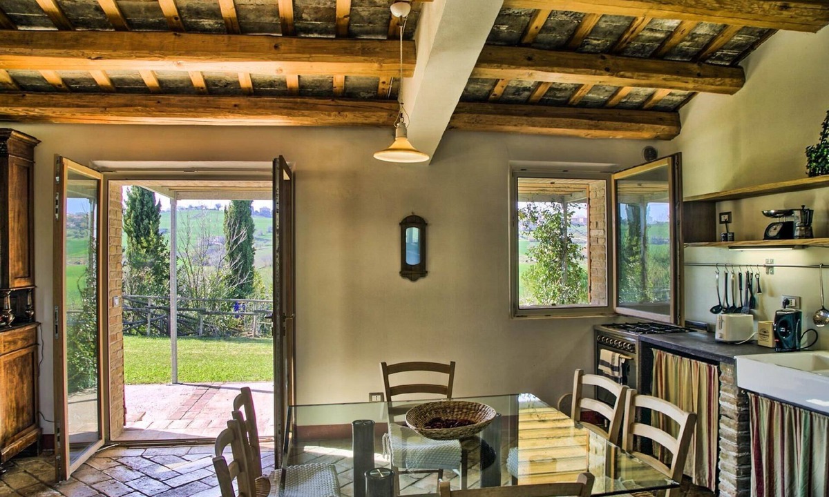 Ostra House | House in Ostra with private pool