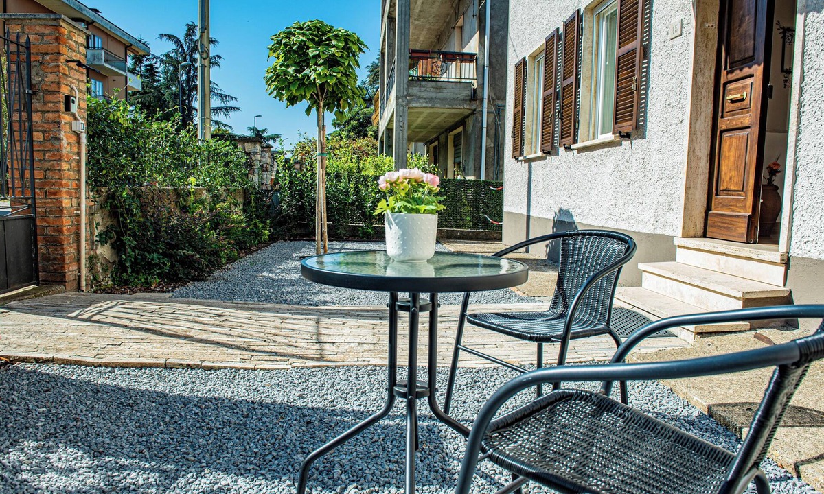 Grotte Santo Stefano House | House with garden between spa and ancient villages - parking and WiFI