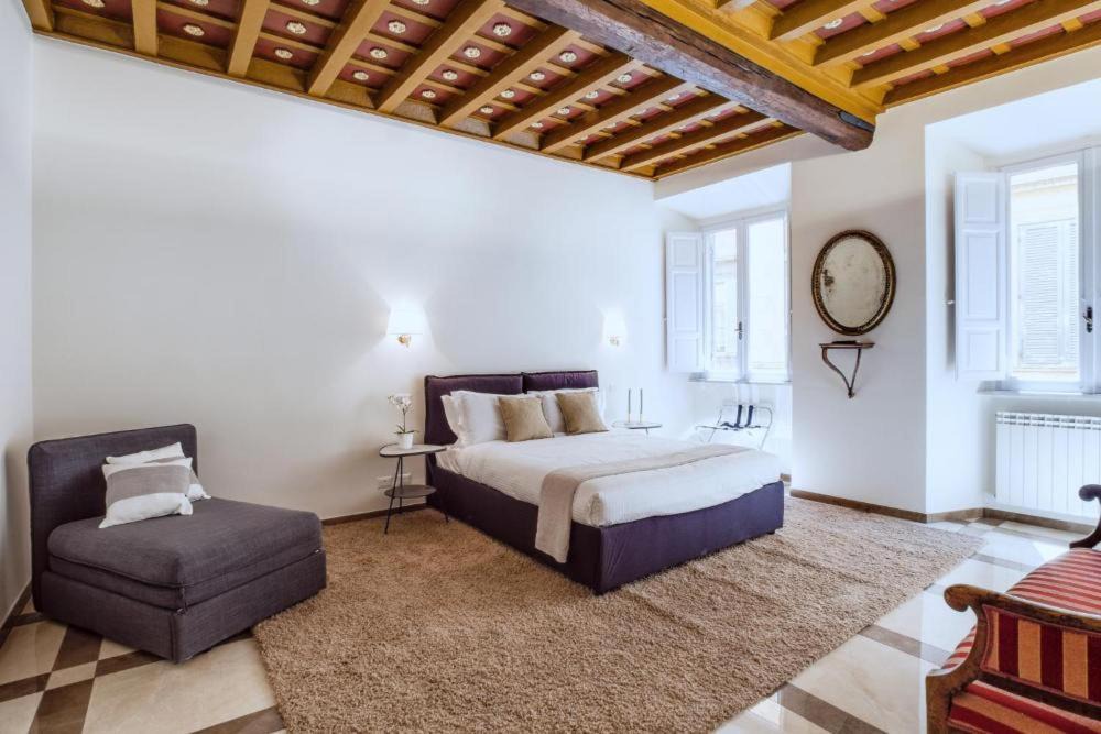 Rione II Trevi Apartment | iFlat Trevi's Sweet Paradise