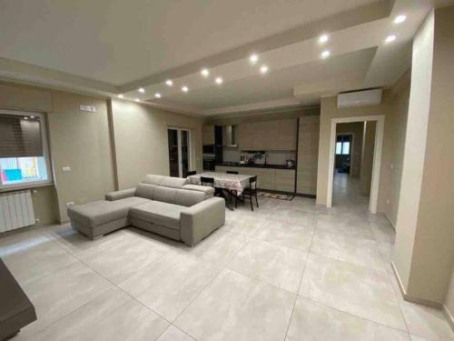 Manfredonia Apartment | Il Poeta Manfredonia - Suite con Balcone
