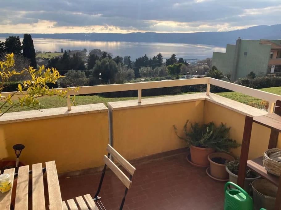Lake Bracciano Apartment | Intero appartamento vista lago