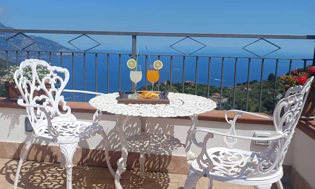 Colli di Fontanelle House | De Angelis House | Amalfi Coast Sea View Terrace