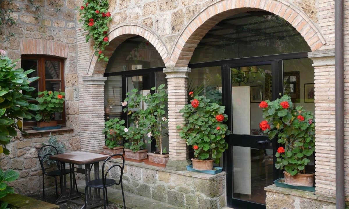 Proceno Apartment | Komfortable Unterkunft in einem Schloss, Schwimmbad by Interhome