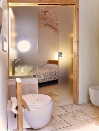 Putignano Bed & Breakfast | l'angolo di Gaudì, alcoba Blanca