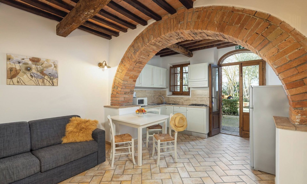 Sovicille House | L'arco at Podere il Moro
