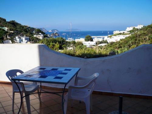 Ponza Apartment | L'Isolana Case Vacanza Luna 2