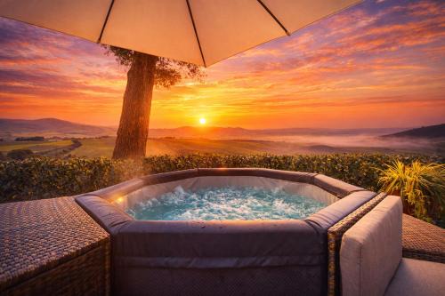 Santa Luce Apartment | La Casa di Nena - Relax, Natura Toscana con Idromassaggio & Stelle