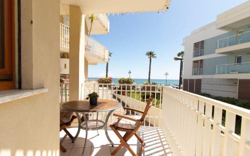 Fossacesia Marina Apartment | La casetta di Lalla, 2 camere, accesso in spiaggia