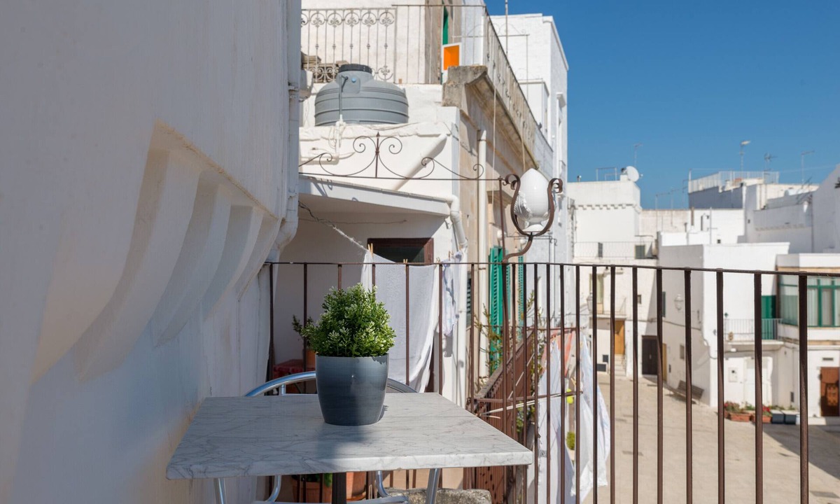 Old Town Cisternino House | La Casetta nel Cortile by Wonderful Italy